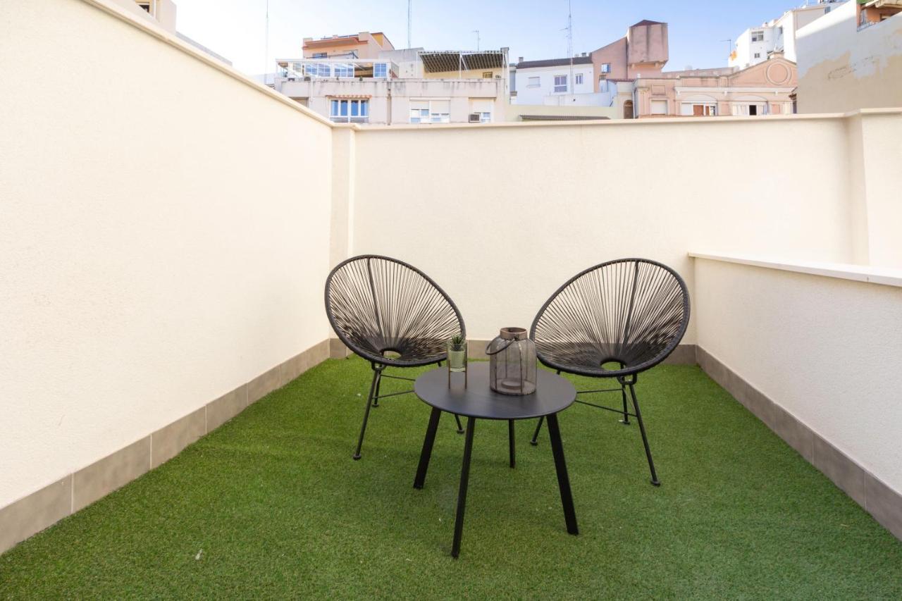 Huelin Apartament *