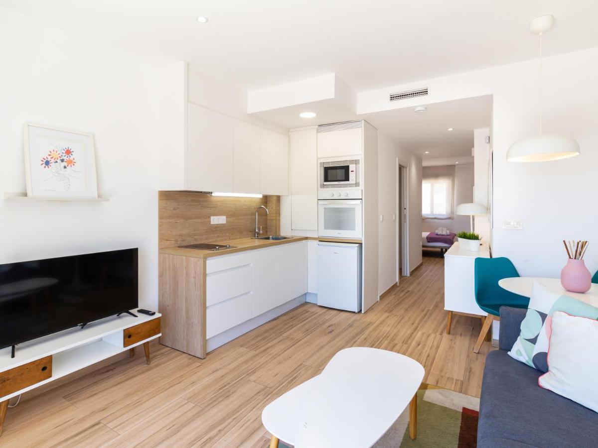 Huelin Apartament *